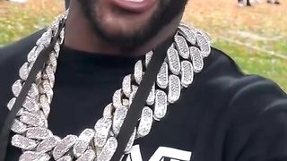 Mayweather smart he wore his company, shirt so now he can do tax write off
