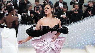 Ashley graham attend the met Gala