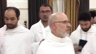 بچپن سے سنتے آرہے ہیں اِنکی آوازیں, آج دیکھ بھی لیا انکو