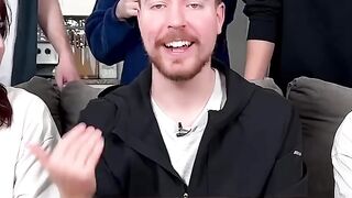 Mr beast unboxing 2 million subscribedplay button
