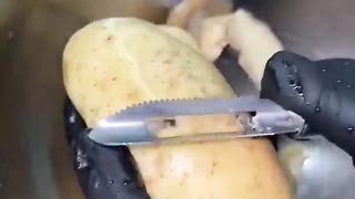 طريقة تحضير بطاطس فرايز المقرمشة المثالية في المنزل.