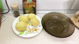 Картошка по-деревенски в микроволновке рецепт за 16 минут.