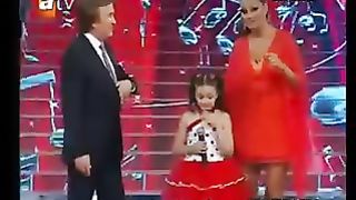 الطفلة التي أبكت الملايين Turkish Cries (مترجمة للعربية) Berna