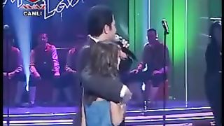 Oğuz Yılmaz Kızı İle Düeti - Uğur Böceği -