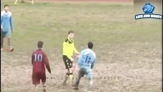 Referee vs player Funny video