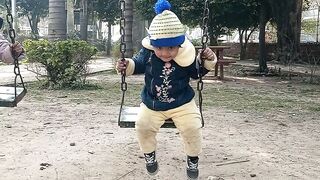 Hoorab swing is swinging
