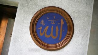 Surah Al Mulk Beautiful Recitation | Surah Al Mulk with English Translation