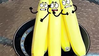 Bananas got scared by the circular ????????