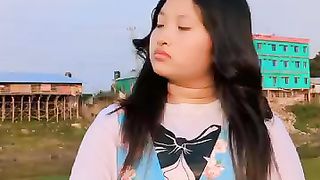 রাত জাগলে ফোন করিস আমি