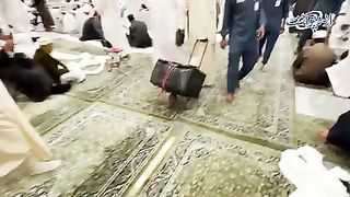 Iftar_In_Masjid_Nabawi_