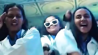 Viral song dance