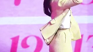 Yoona dance