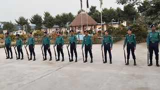 Police Magazine Guard Sentry Challenge...