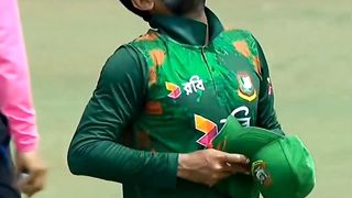 মিরাজের প্রতিশোধ হাসারঙ্গাকে ফিরিয়ে দিলো