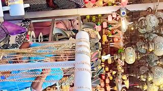 Beautiful jar bate shop.