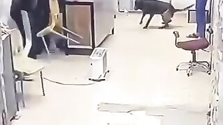 اضحك من قلبك