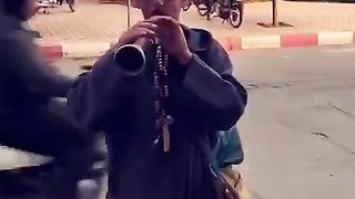 العواشر