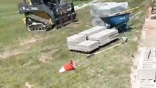 Level Up Yard- Retaining Wall Build.