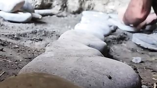 Build a hut on the riverbank part 3
