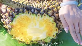 A VARIETY  OF PINE APPLE