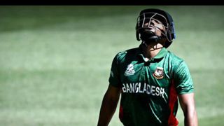 এক ওভারে দুবার বার্চলেন নাজমুল হোসেন শাস্ত