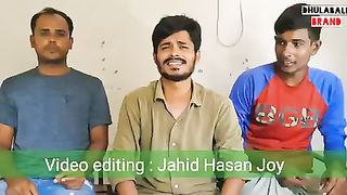 বড় ভাইদের সাথে গানের আড্ড,
