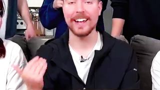 200 million play button????