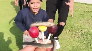 يا عمو ف تعبان ????????.