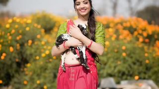 Ladki nahi hai wo Jadu hai
