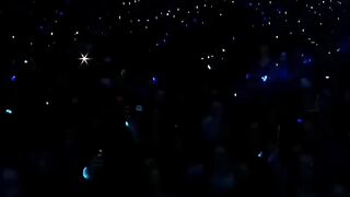 Elvana Gjata and Dhurata Dora performing “Gajde” at DEKADA concert in Tirana, Albania????????