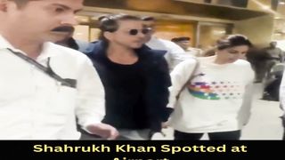 Shahrukh Khan Spotted at Airport #shahrukhkhan #short #shorts #trending #viral #bollywood #viralshorts