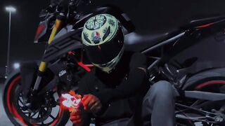 Motorcycle, Loveside