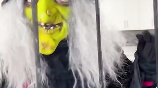 Monster is trapped and needs help! ???????? #shorts.