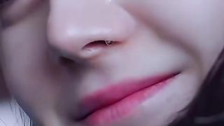 Trending New Video