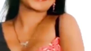 একটা কাপড় খোলা হট ভিডিও _ না দেখলে মিস
