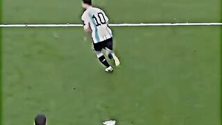 Messi, Ronaldo, Neymar football planning short.