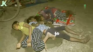 দেশ কাঁপানো টোকাই থাকেন বিলাস বহুল বাড়িতে