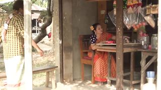 ফারুক আহমেদ এর মিথ্যে প্রেমের ফাঁদে পড়েছে এক তরুণী