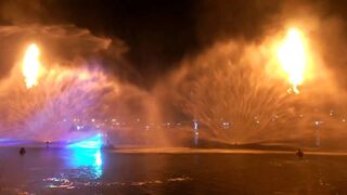 Light and Water Show at Dubai Festival City (Full).