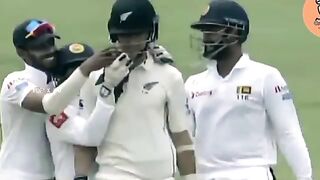 10 RARE MOMENTS IN CRICKET HISTORY.  #arshadsaeed #viral #funny #foryou