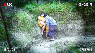 খোলা জায়গায় একি করলো প্রেমিক প্রেমিকা __ cc camera ???? Short Film