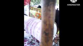 কি ভাবে আইসক্রিম বানায় দেখুন...?