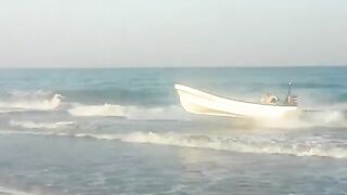 Boat and waves Funny ending