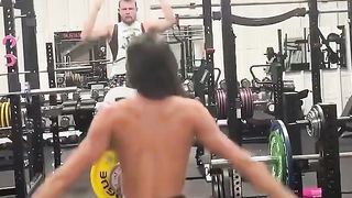 This doesn’t happen in public gym #motivation #personaltrainer #fitnesscomedy #powerlifting #shorts