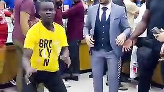 Regardez❤️Created_a_new_funny????video_with_fan_and_enjoy????#Abdul_Ghafoor#Muhammad_Shakoor (360p).