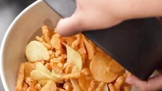 THE ULTIMATE SNACK RECIPE Trust us this tastes insane!!! We have used 3