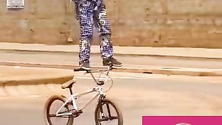 Bicycle style that seemed totally dangerous but successful