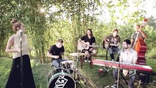 Майли Сайрус - Занятия на заднем дворе - _Jolene_(720P_HD).