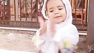 Singing of kid