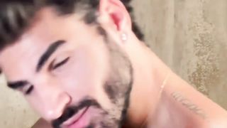 Men's personal grooming
